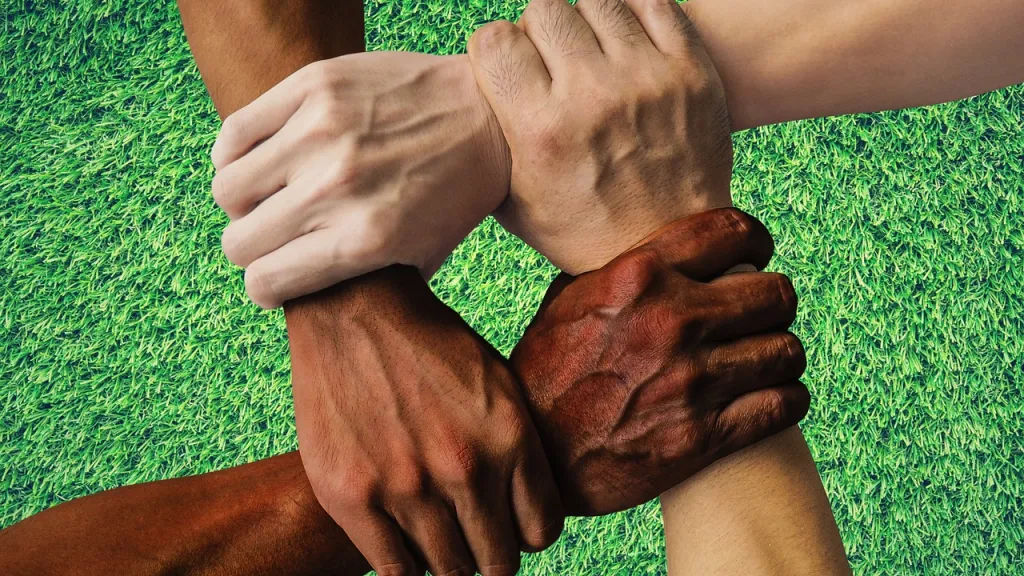 Discriminación racial en Colombia: Avances, desafíos y voces