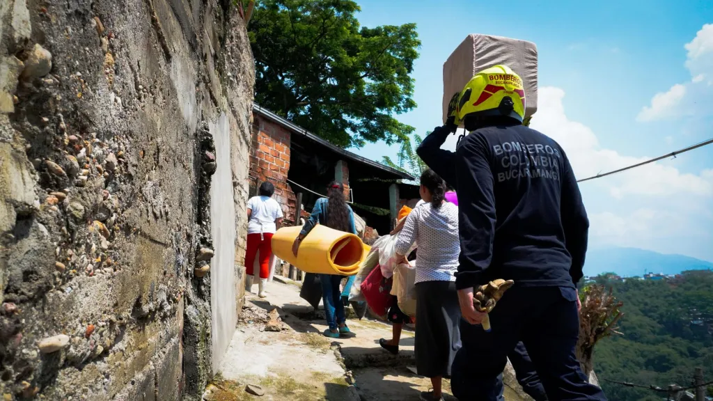 Bucaramanga: ¿Por qué desalojaron familias en el barrio La Feria?