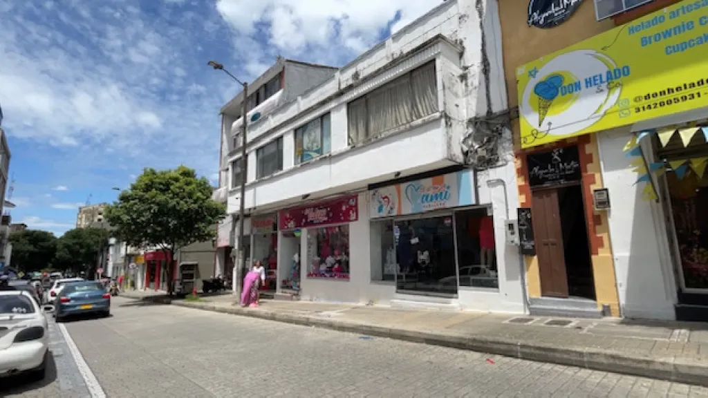 Cierre de la vía al Llano: impacto económico en el comercio y hoteles