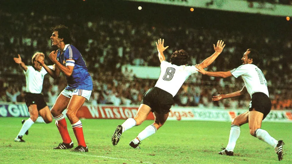Alemania remonta a Francia en 1982 en partido histórico