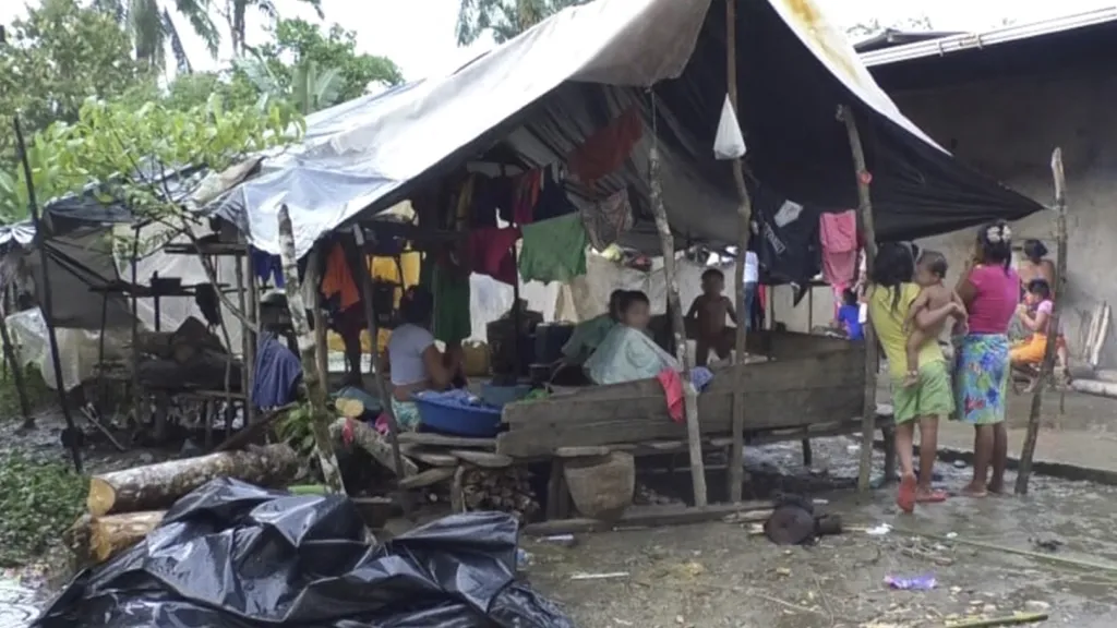 Desplazamiento en Colombia: 60.000 personas afectadas en 12 meses:
