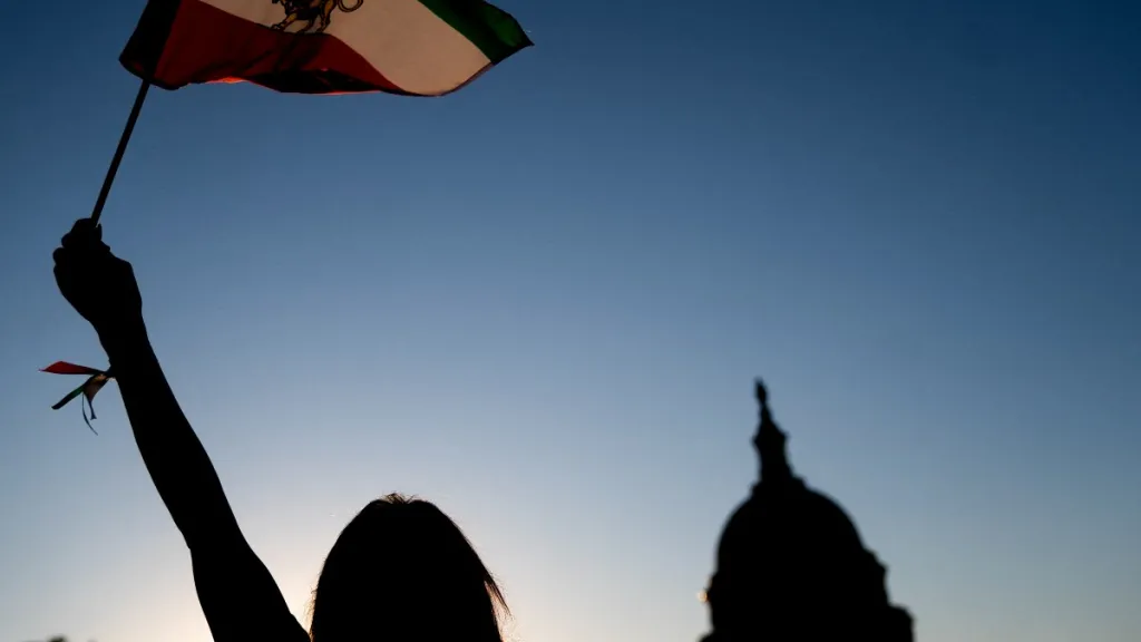 Mahsa Amini: Un mes de su muerte en Irán 