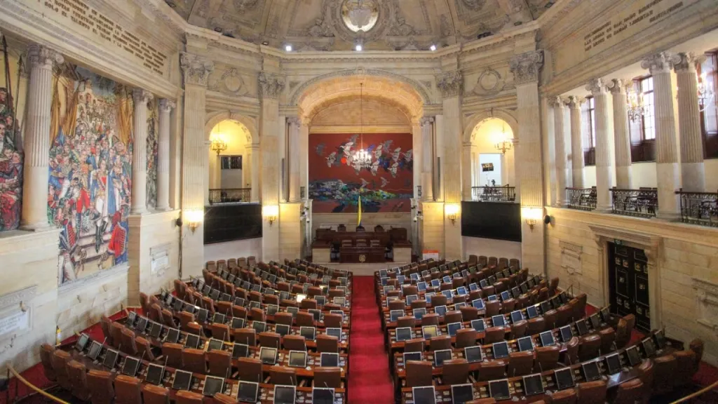 Reforma laboral de Gustavo Petro vuelve al Congreso para nuevo debate
