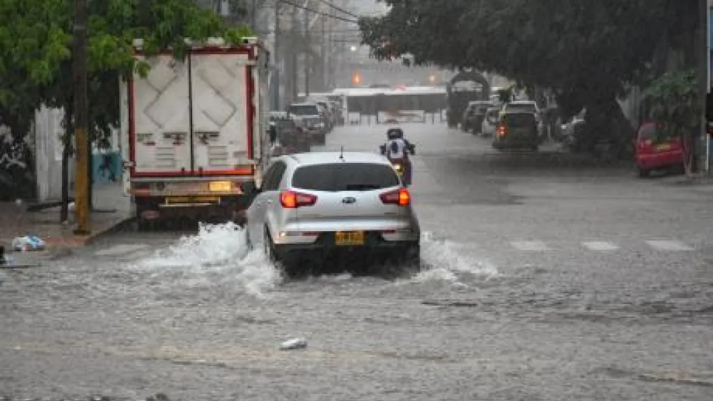 Fuertes lluvias crecieron el arroyo ‘Don Juan’: dos personas desaparecidas en Barranquilla