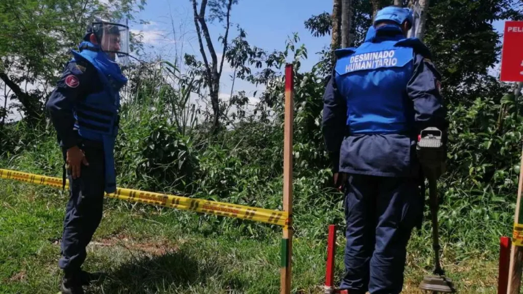 Víctimas de minas antipersona en Colombia: Comité Internacional de la Cruz Roja