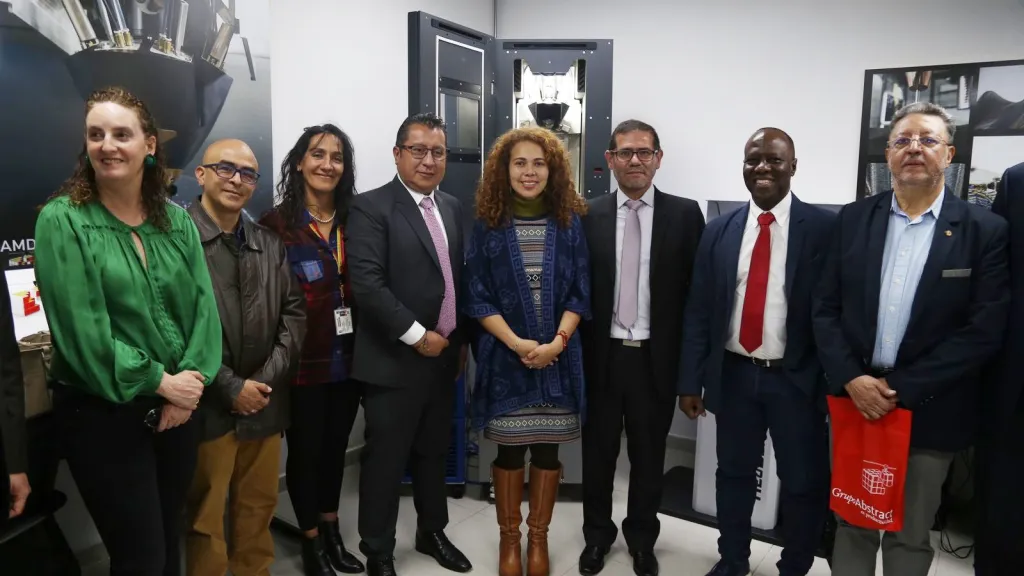 Laboratorio LAMDA: avance tecnológico en manufactura aditiva en Bogotá