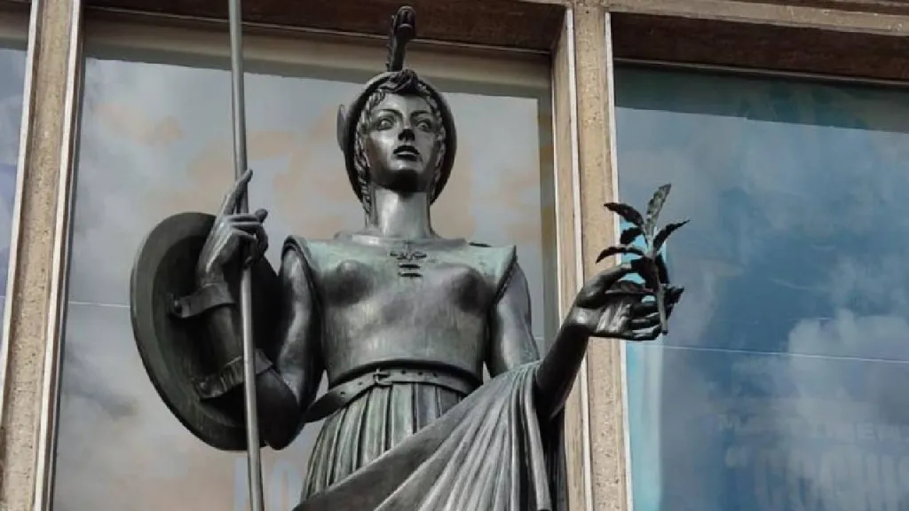 Minerva, Biblioteca Luis Ángel Arango