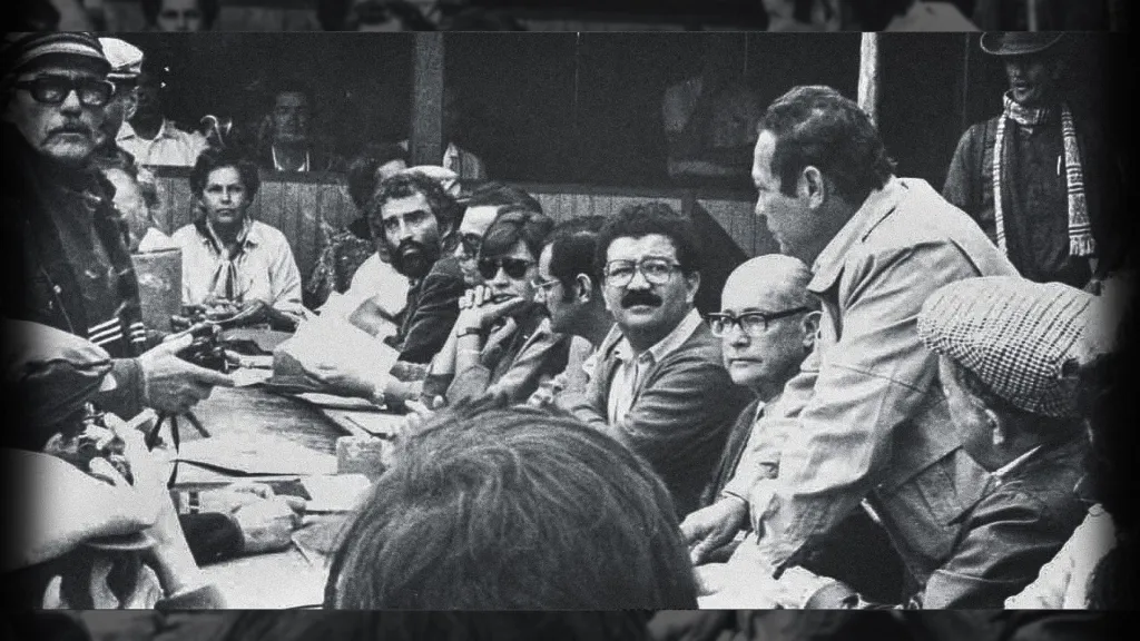 Historias de paz en Colombia: negociaciones en medio del conflicto