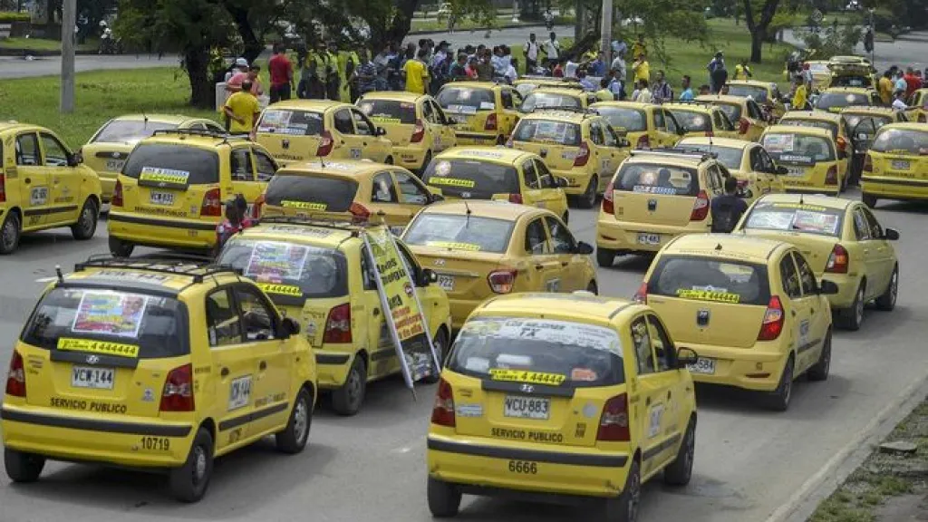 ¿Por qué los taxistas están en paro nacional? ¡Conoce las razones!