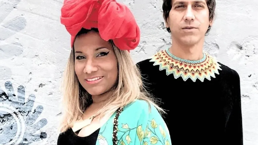 Radiante Feat. Eka