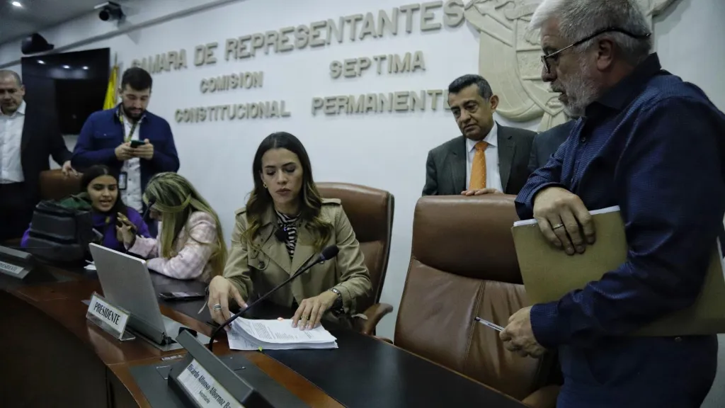 Radican ponencia de la reforma laboral: hay cambios para la jornada nocturna