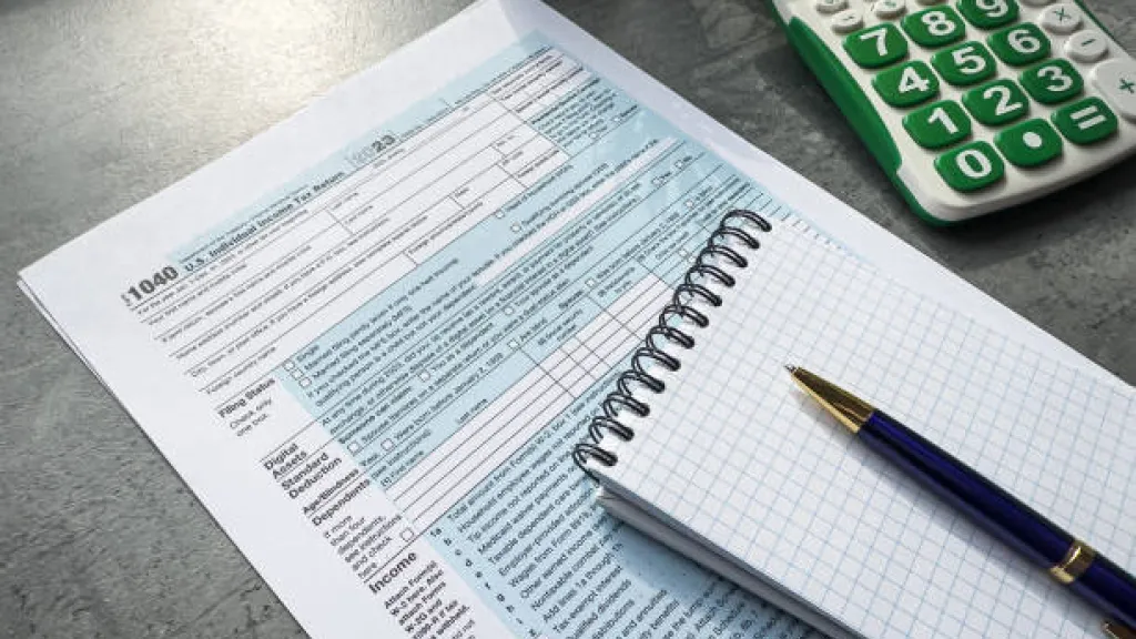 Fechas declaración de renta personas naturales en Colombia 2025