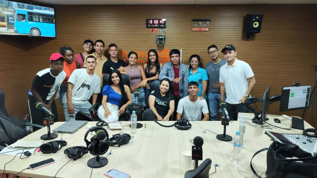 17 jóvenes del Guaviare se preparan para ser reporteros y difundir noticias en sus comunidades
