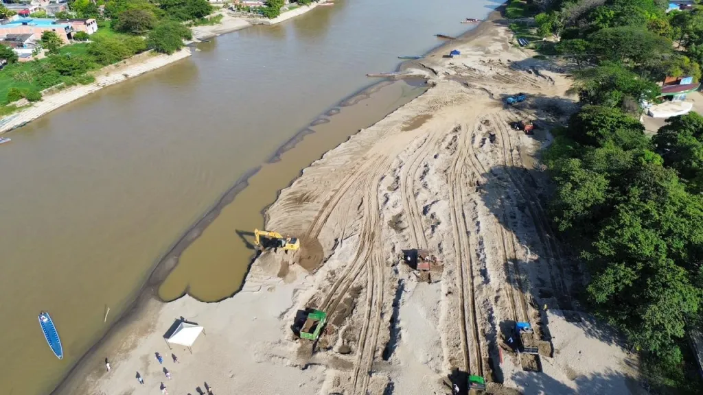 Alerta por contaminación en el río Cauca en Caldas