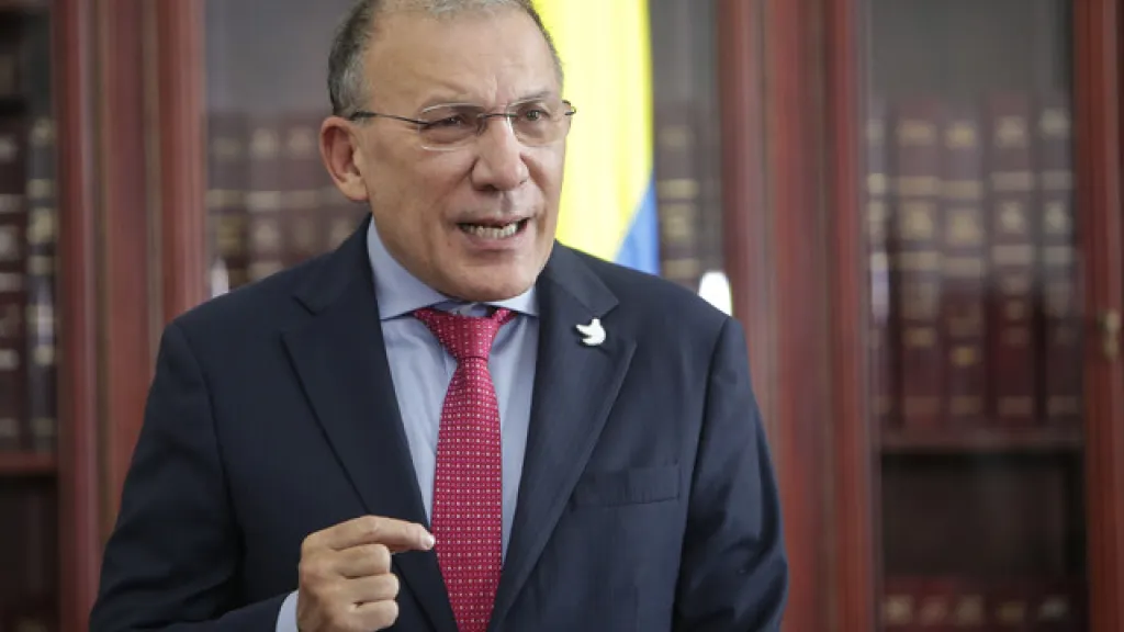 Roy Barreras: nombrado embajador de Colombia en el Reino Unido - Decreto oficial
