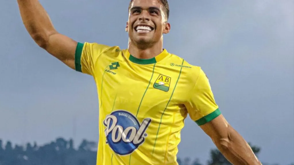 Misael Martínez Atlético Bucaramanga, un genio en el acordeón