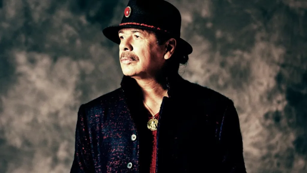 Carlos Santana se desmayó en un concierto en Michigan, EE. UU.
