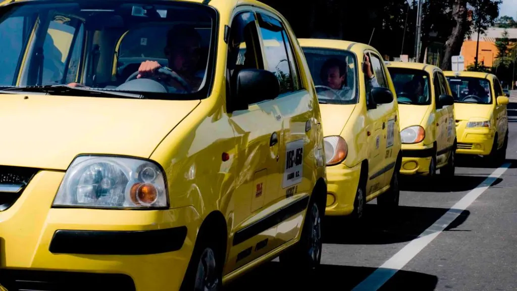 EN VIVO | Paro de taxistas en Bogotá: puntos de encuentro y bloqueo 