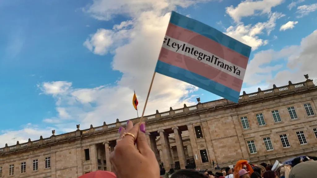 Legislación y derechos trans: Avances en Colombia 2024