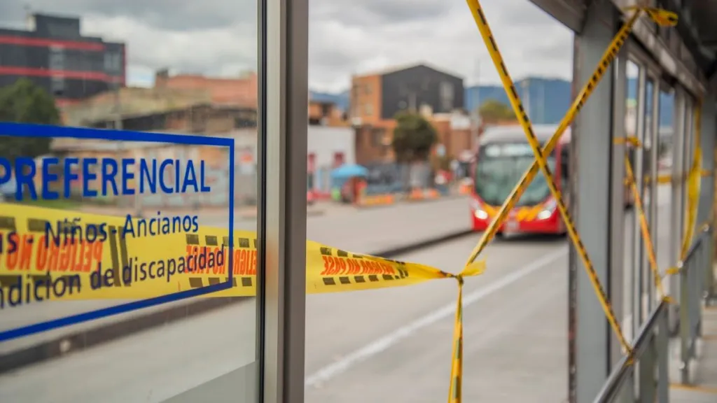 Por manifestaciones, el Portal de las Américas no está funcionando