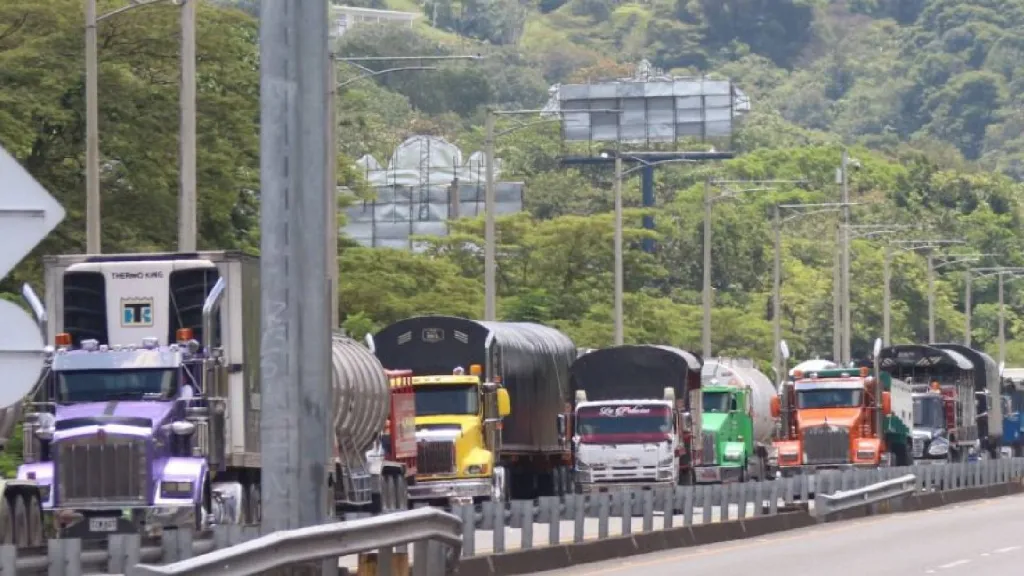 Cierre vía Bogotá – Villavicencio: afectaciones ambientales 