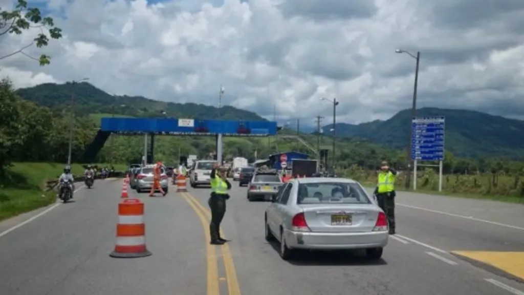 Vías en este puente festivo: departamento del Meta
