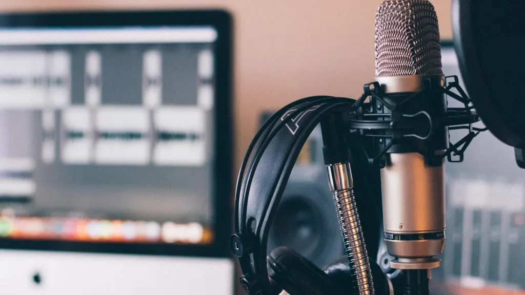 Premios iVoox 2022 | Podcast seleccionados y formulario para votar