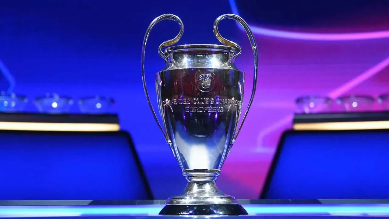 La Champions League disputa una nueva jornada este martes 13 de octubre. Consulta la programación y los partidos destacados, como Atlético de Madrid vs. Manchester United, Bayern Múnich vs. Viking y Galatasaray vs. Barcelona.