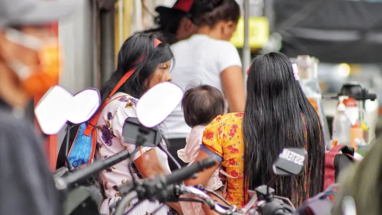 Desplazamiento de indígenas del Chocó a Medellín