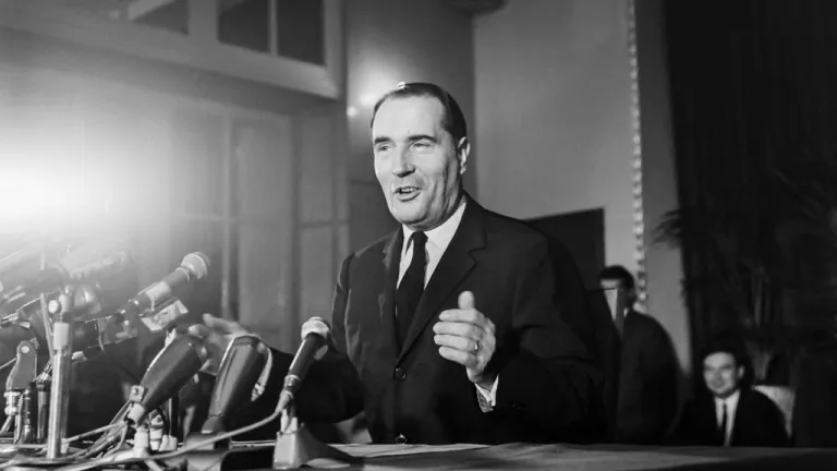 Revoluciones francesas | François Mitterrand, figura del socialismo