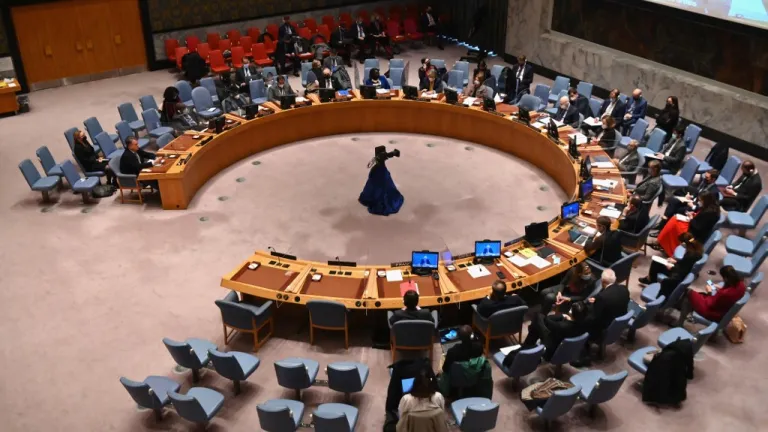 Por "espionaje" EE.UU. expulsó misión diplomática rusa en la ONU 