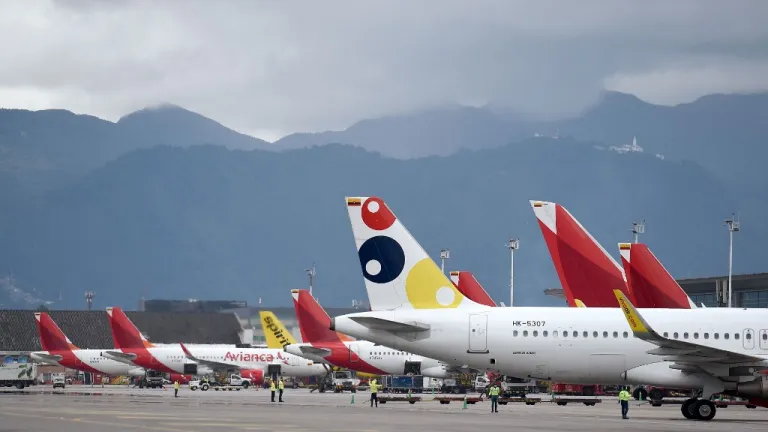 Reprogramación Vuelos de Viva Air en Avianca, Latam y Satena 