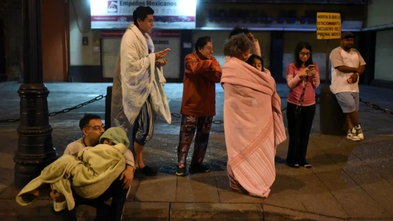 Sismo de magnitud 6.9 deja dos muertos en México
