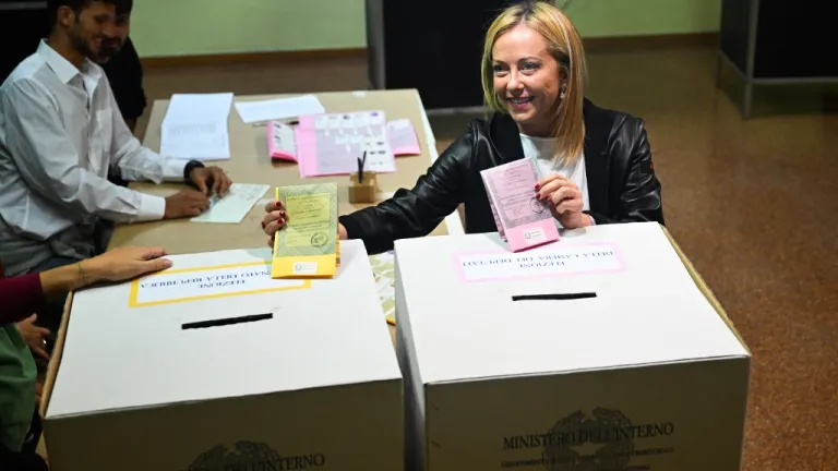 Elecciones en Italia: Giorgia Meloni y la extrema derecha vencen