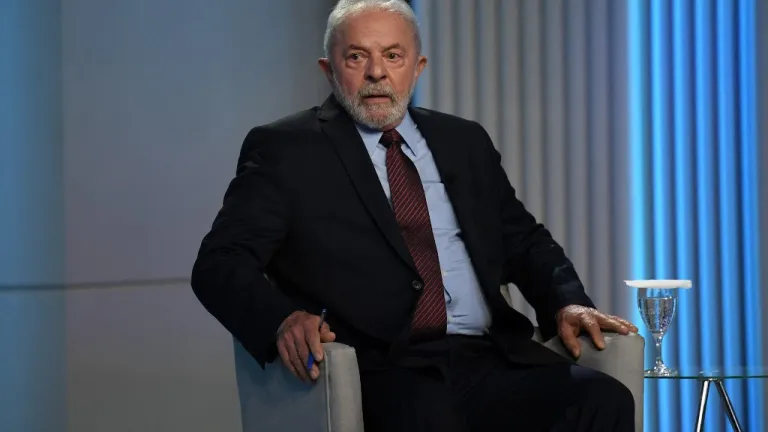 Elecciones en Brasil: Lula mantiene ventaja ante Bolsonaro