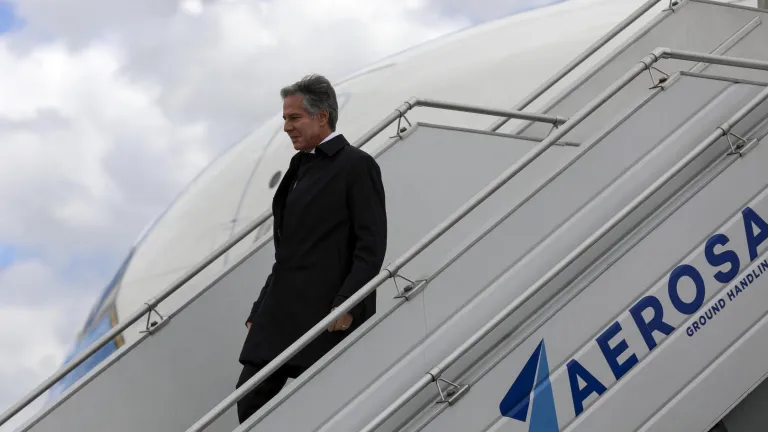 Llegó a Colombia el secretario de Estados Unidos, Antony Blinken