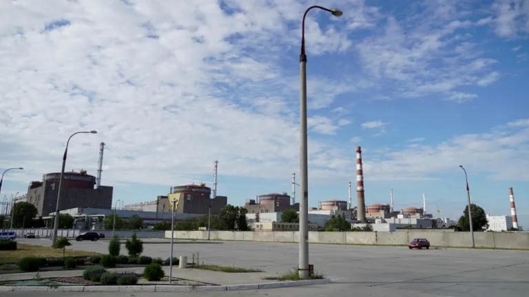 Guerra en Ucrania: Rusia se apropió de la central nuclear de Zaporiyia