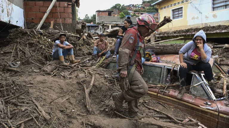 Tragedia en Venezuela: ascienden a 25 las víctimas mortales 