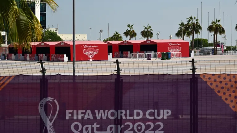 Prohibida venta de alcohol alrededor de los estadios en Catar