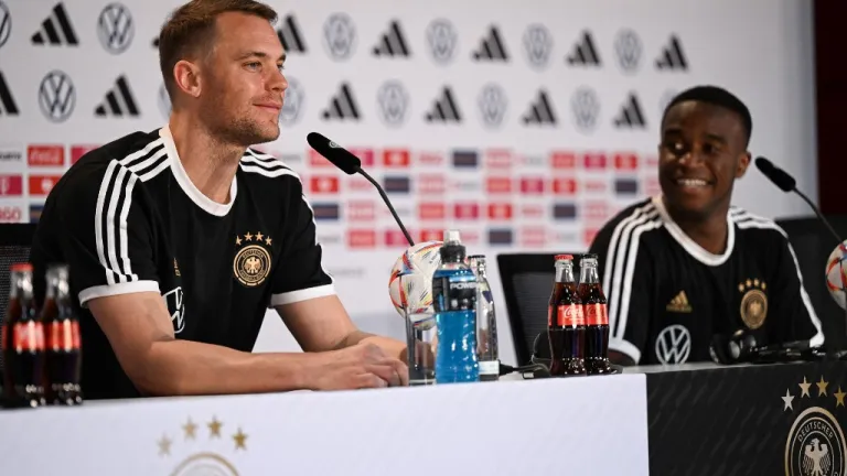 Neuer reafirma que portará el brazalete "One love" con Alemania