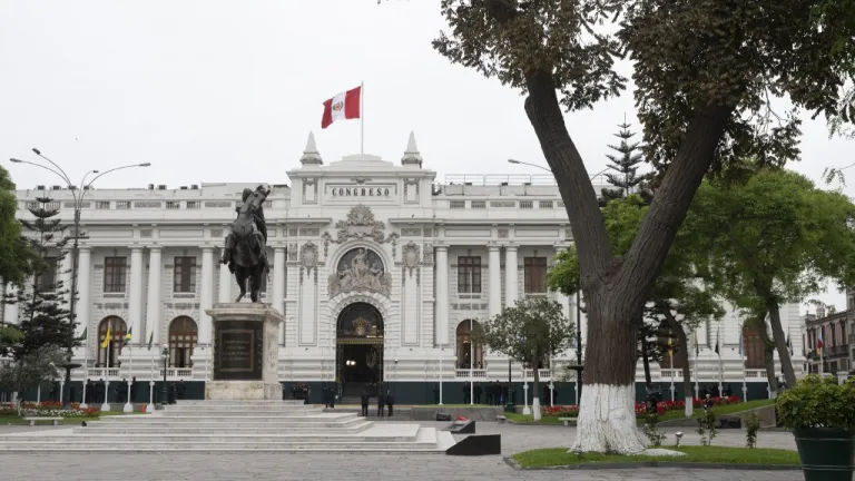 Pedro Castillo fue detenido por la Fiscalía de Perú