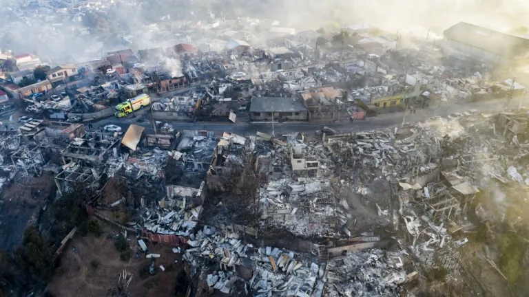 Incendios Valparaíso, Chile: declaran zona de catástrofe 