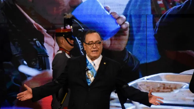 Disputa diplomática entre Guatemala y Colombia