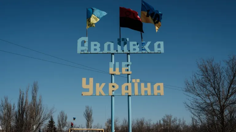 Guerra Ucrania-Rusia: evacúan empleados de Avdiivka
