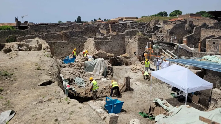 Ruinas de Pompeya: descubren una panadería