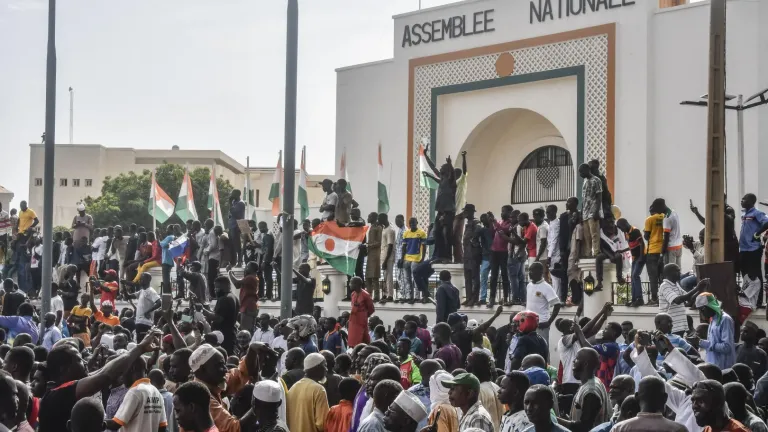 En África no descartan el uso de la fuerza para restablecer orden constitucional en Níger