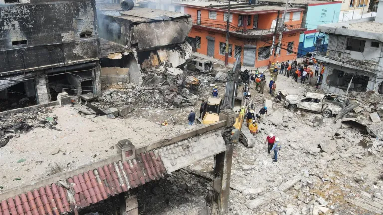 Explosión en República Dominicana: van 27 muertos y 59 heridos 