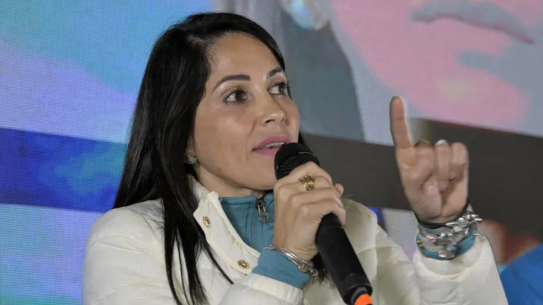 Elecciones en Ecuador: candidata presidencial denunció amenazas de muerte 