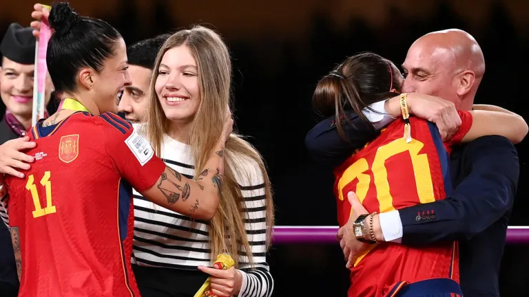 Luis Rubiales fue suspendido por la Fifa, ¿cuál fue su sanción?