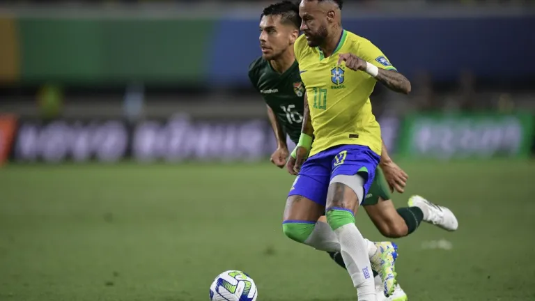 Con un Neymar histórico, Brasil recupera la memoria